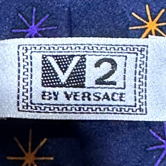 V2 Versace Navy Printed Tie W/Versace Print Trim and Starbursts Silk Tie - Picture 11 of 11
